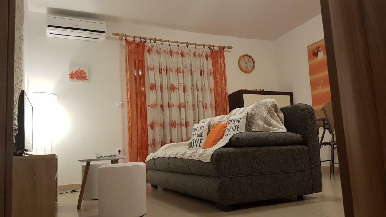 PUY Apartment Orange Brist מראה חיצוני תמונה