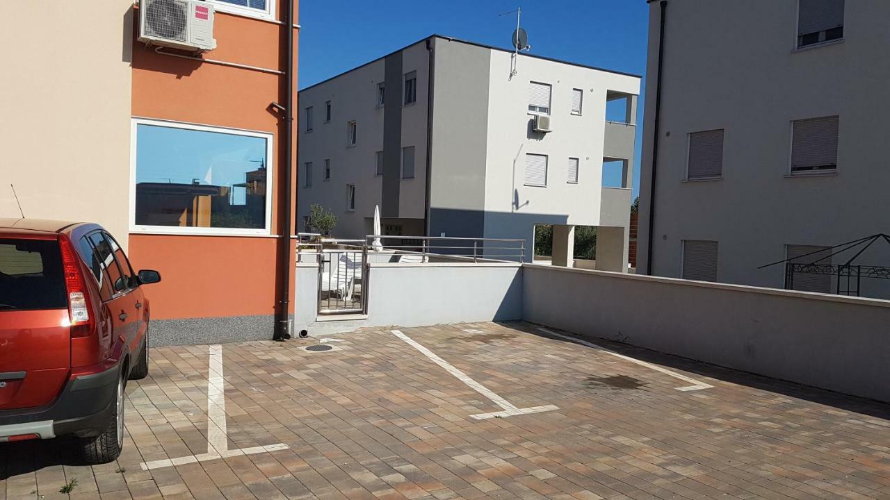 PUY Apartment Orange Brist מראה חיצוני תמונה