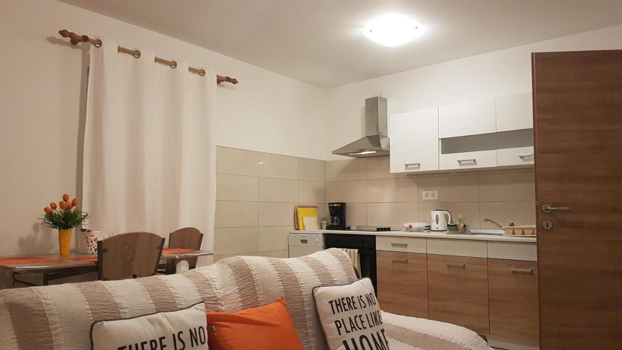 PUY Apartment Orange Brist מראה חיצוני תמונה